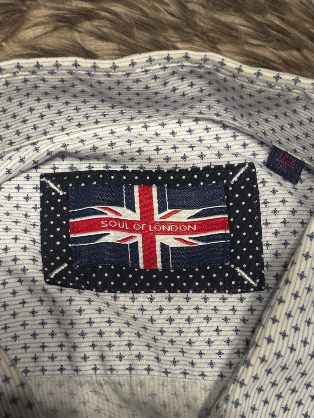 Soul of London White Dress Shirt with Navy Micro Dot and Contrast Trim - Picture 2 of 5